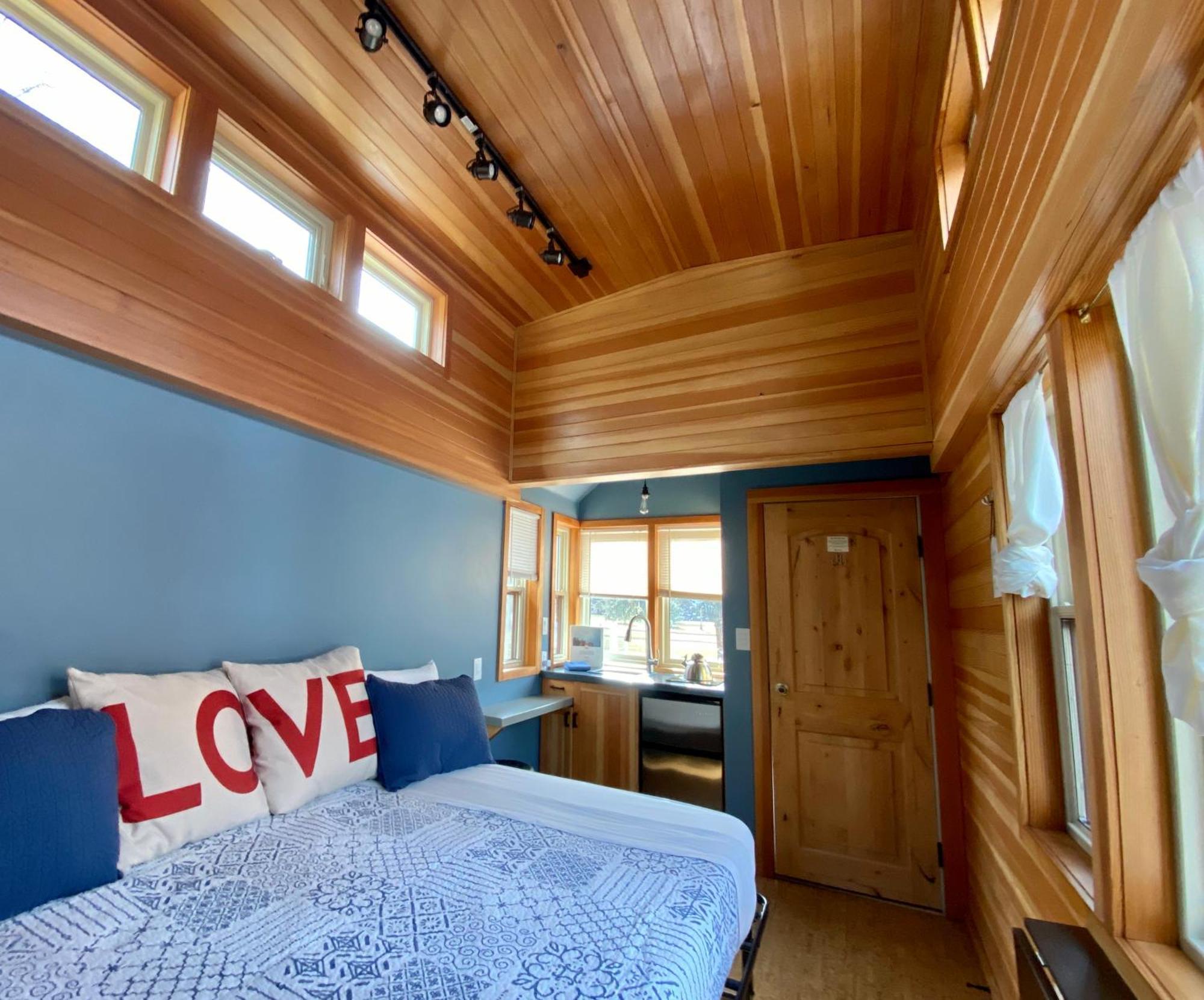 Weecasa Tiny Home Resort Lyons Bilik gambar
