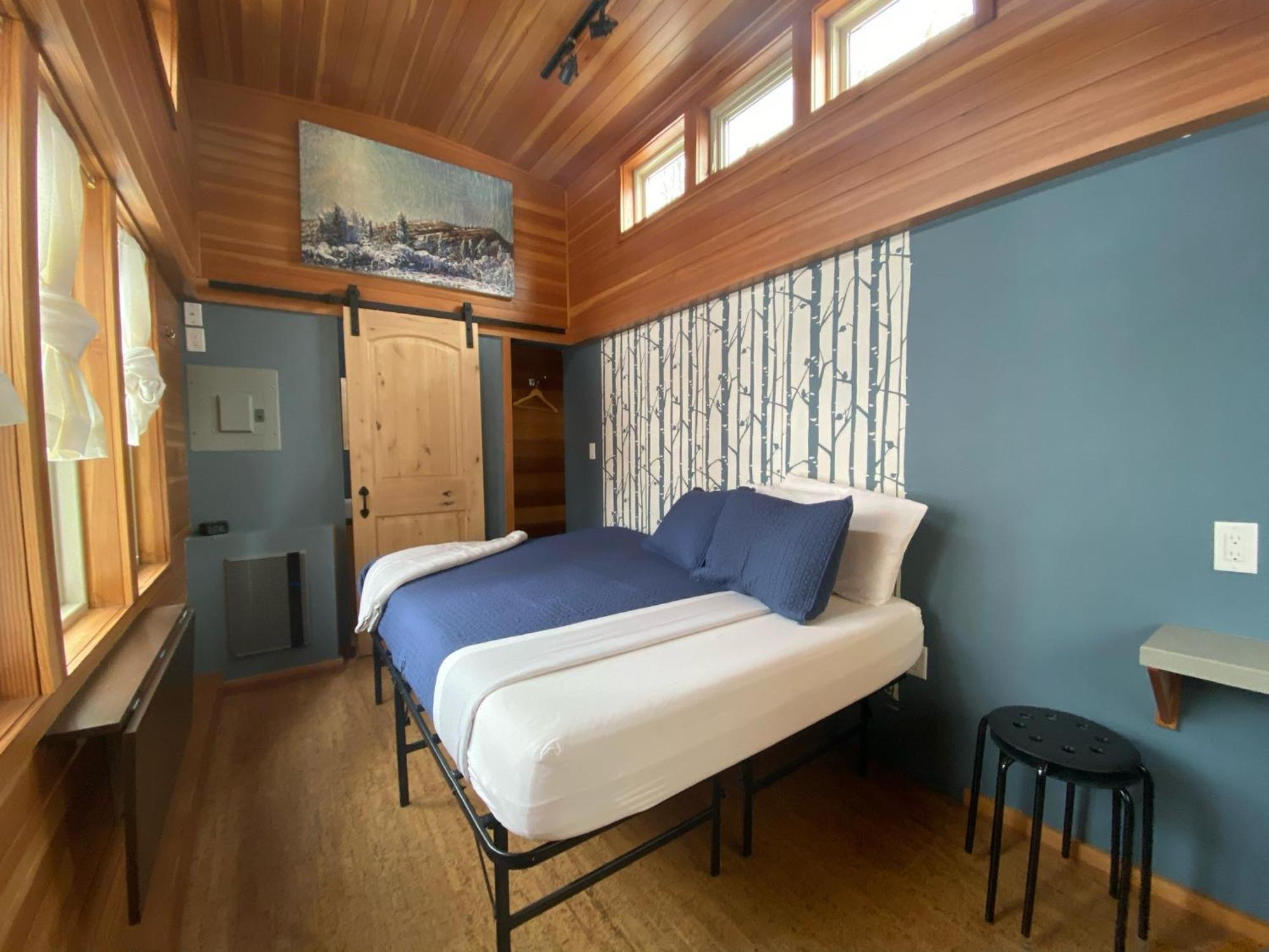 Weecasa Tiny Home Resort Lyons Bilik gambar
